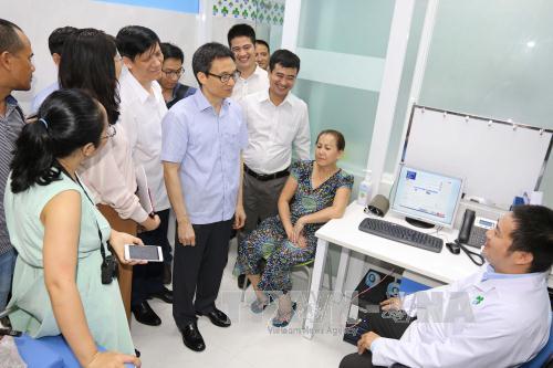 Quá tải bệnh viện: Phải giải bài toán từ gốc là nâng cao chất lượng y tế cơ sở ảnh 1